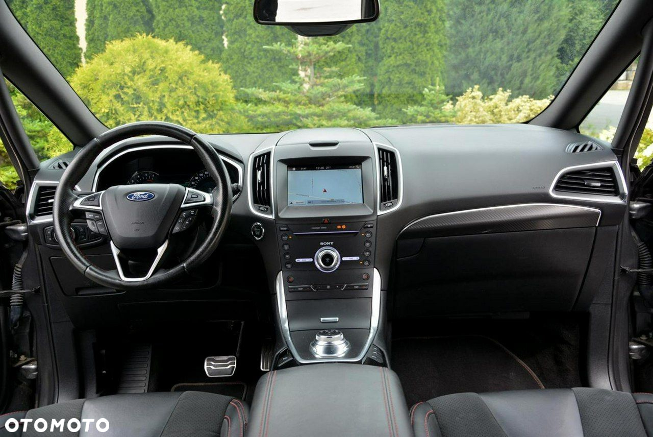 Ford S-Max - 29