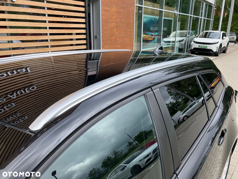Toyota Corolla 2.0 Hybrid Comfort - 3
