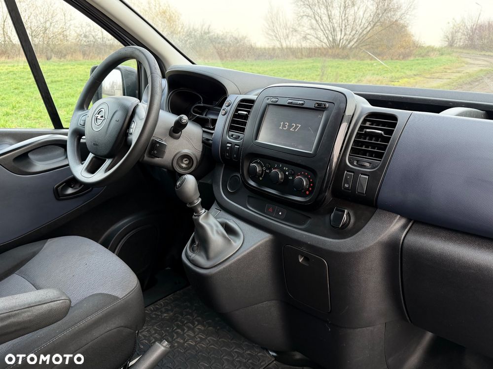 Opel VIVARO - 27