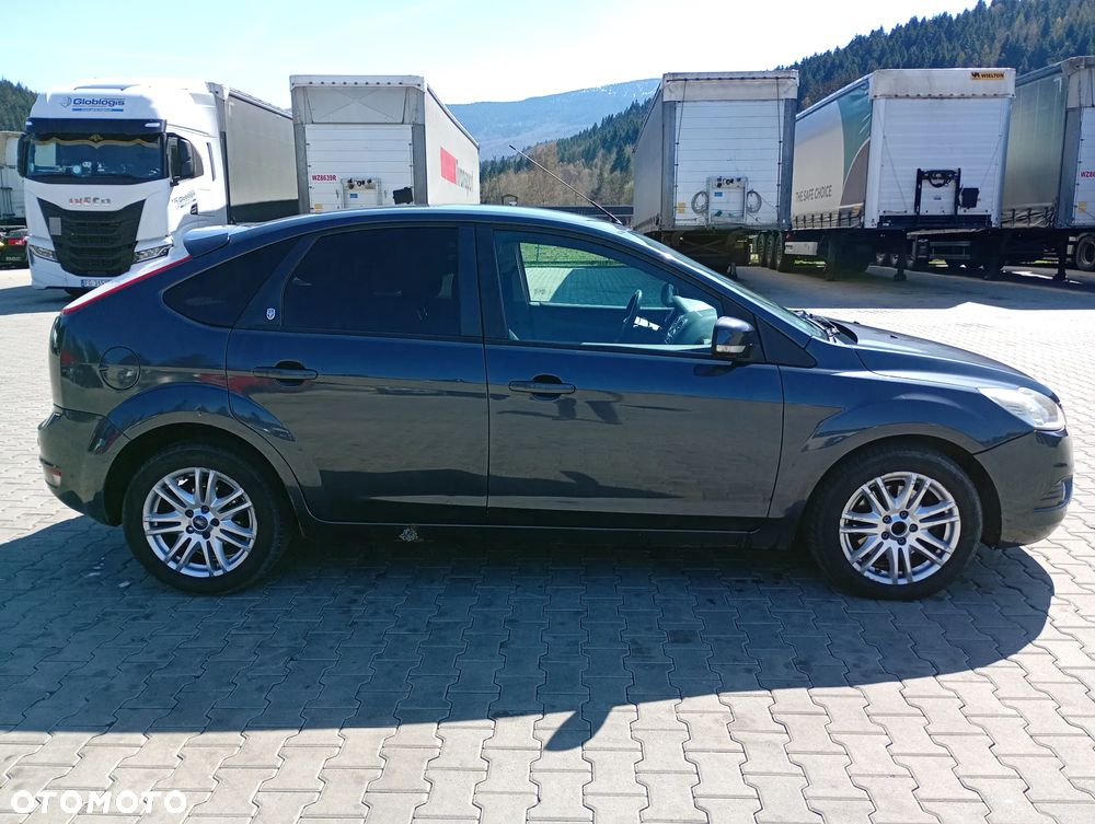 Ford Focus 2.0 TDCi Ghia DPF - 2
