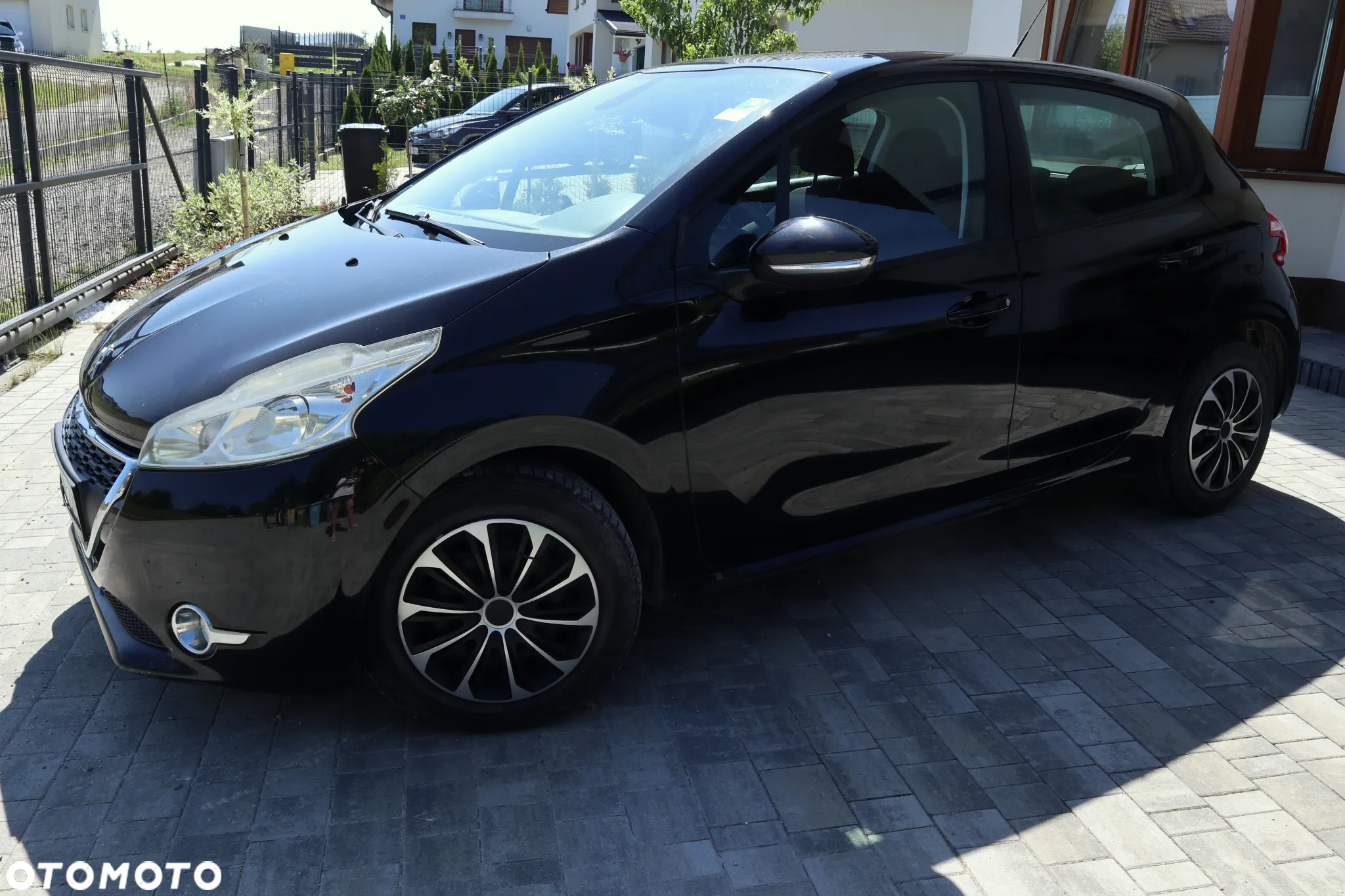 Peugeot 208 1.6 e-HDi Active STT - 2