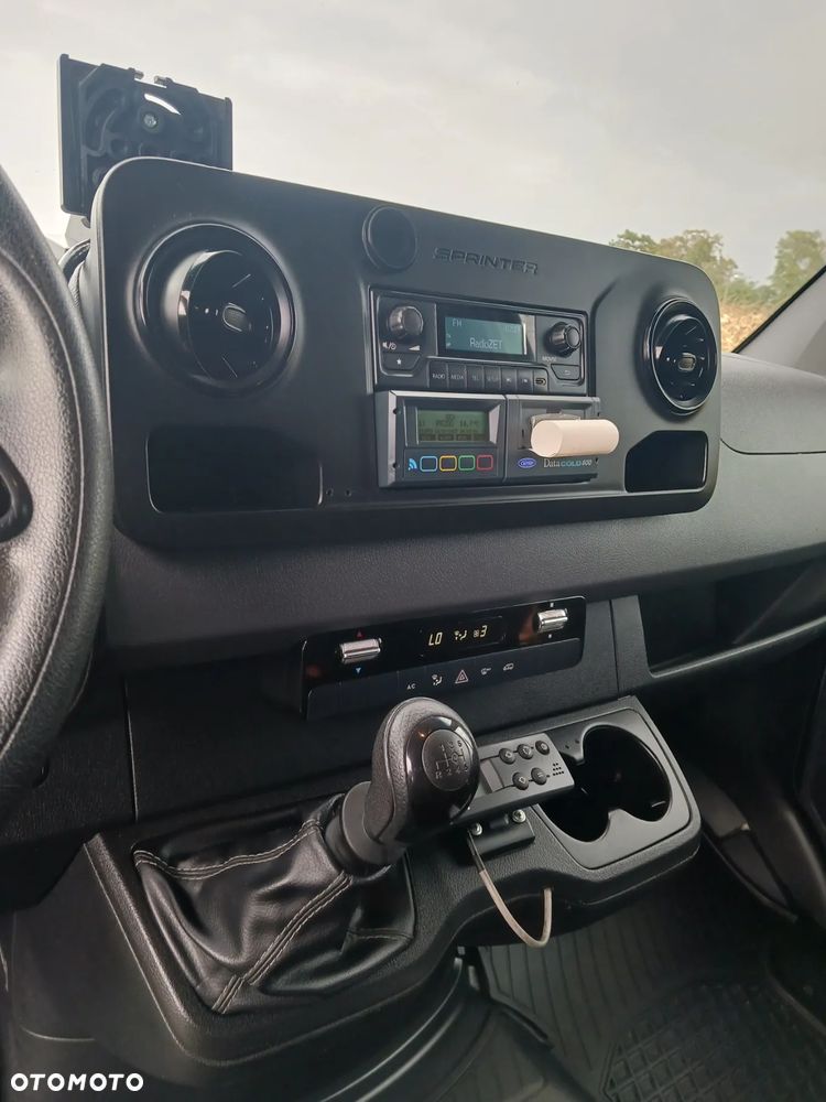 Mercedes-Benz Sprinter 907 Max 20r maxi 316 CDI 160 KM SALON Sypialnia webasto Klima Izoterma Siła Chłodnia Mroźnia Agregat - 8