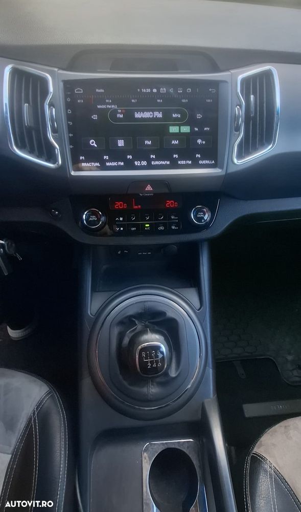 Kia Sportage 2.0 DSL MT 4x4 STYLE - 11