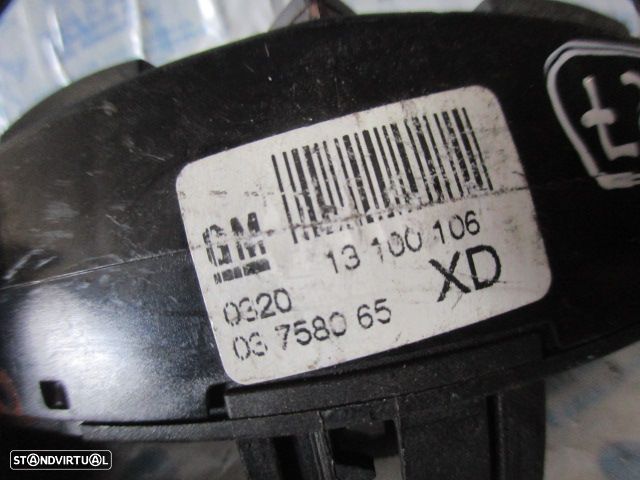 Interruptor 13100106 OPEL ZAFIRA B 2008 1.9CDTI 8V TURBO 120CV 5P PRETO 4 PISCAS FECHO CENTRAL SENSORES OPEL ASTRA H FASE 2 2007 1.7CDTI 100CV 5P CINZENTO - 4