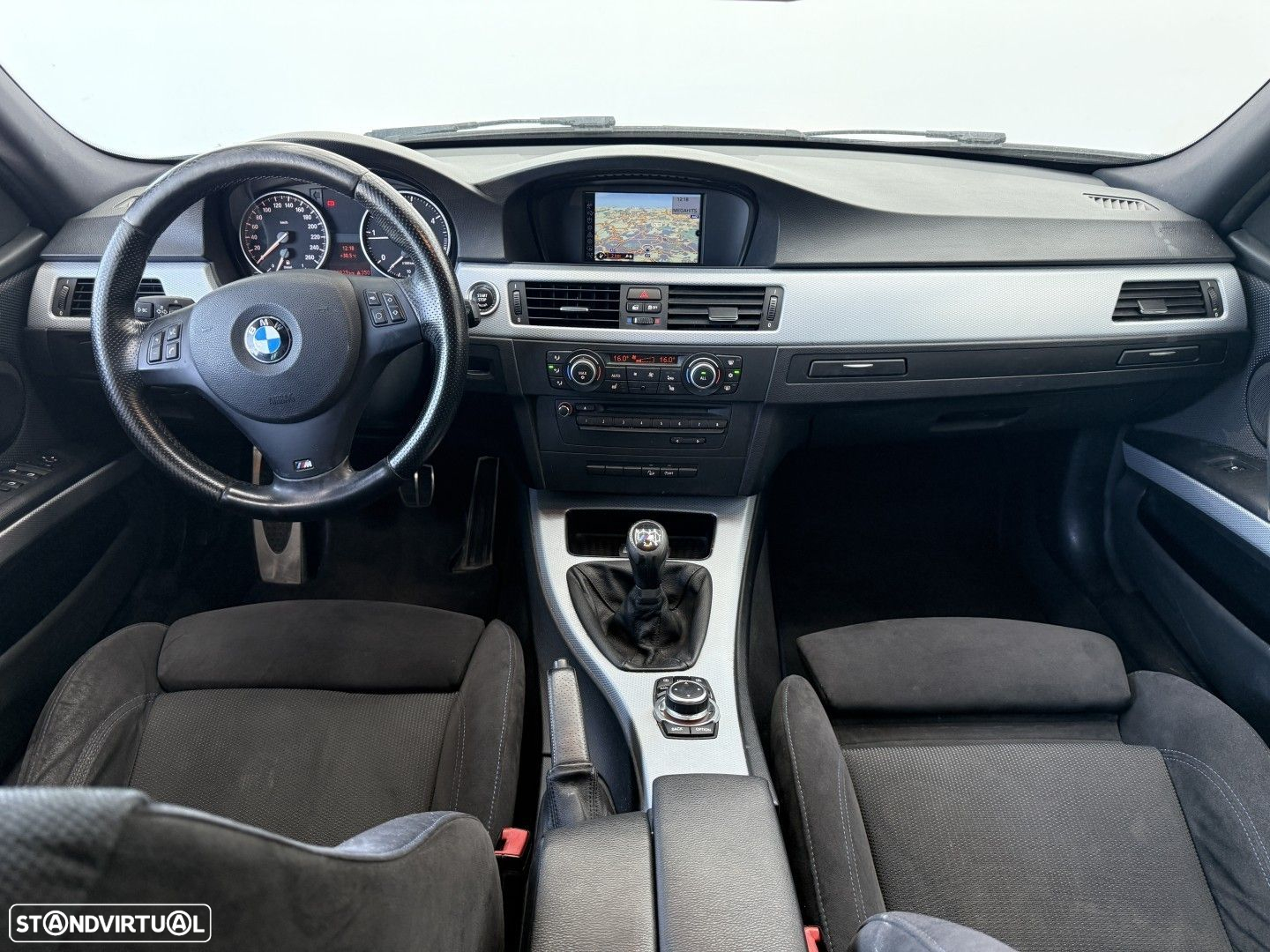 BMW 320 d Touring xDrive - 17