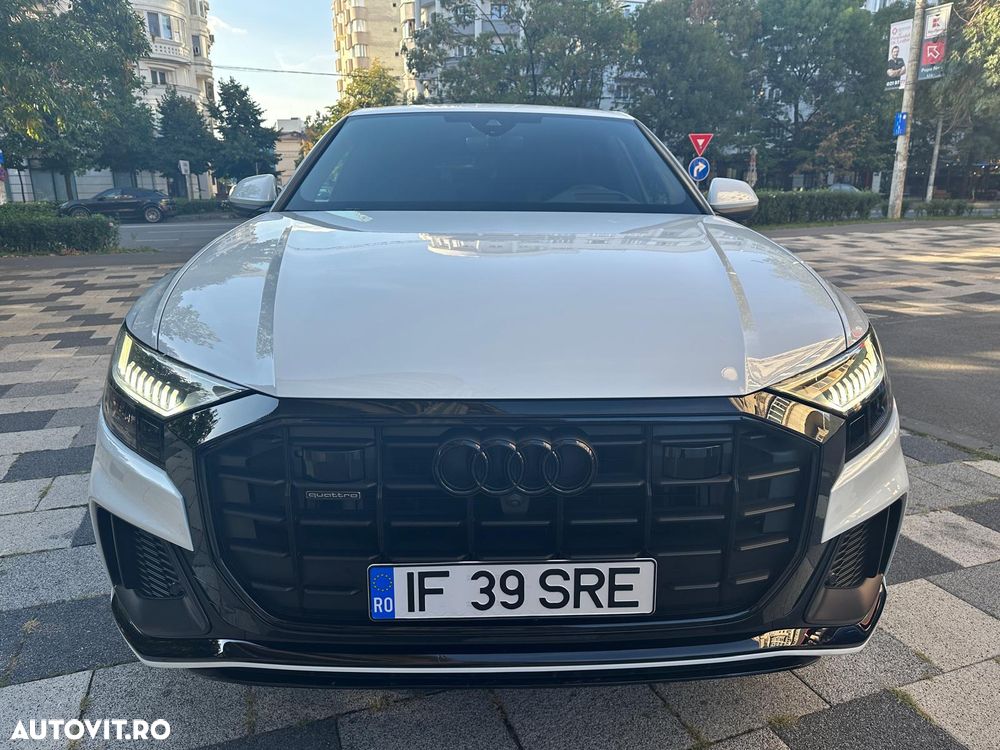 Audi Q8 - 1