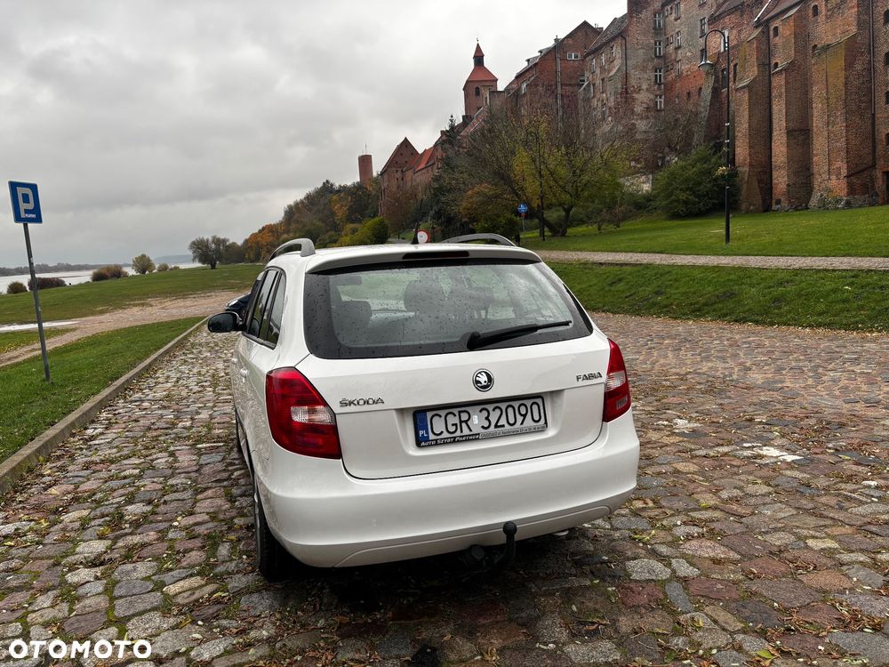 Skoda Fabia - 4