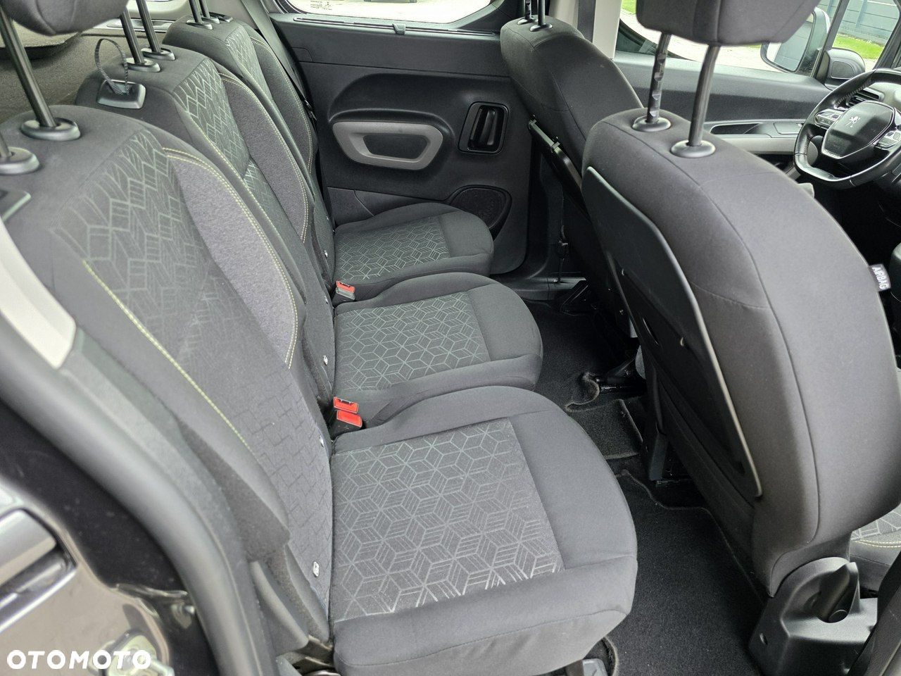Peugeot Rifter Long 1.2 PureTech Active Pack S&S (7-os.) - 7