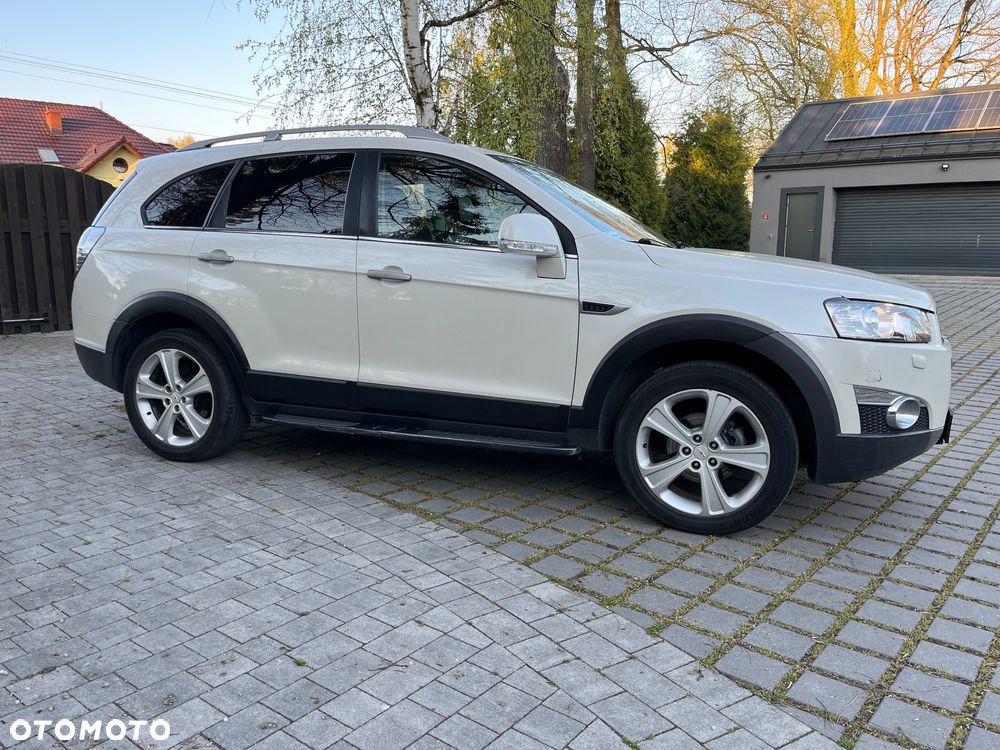 Chevrolet Captiva 2.2 D LTZ - 5