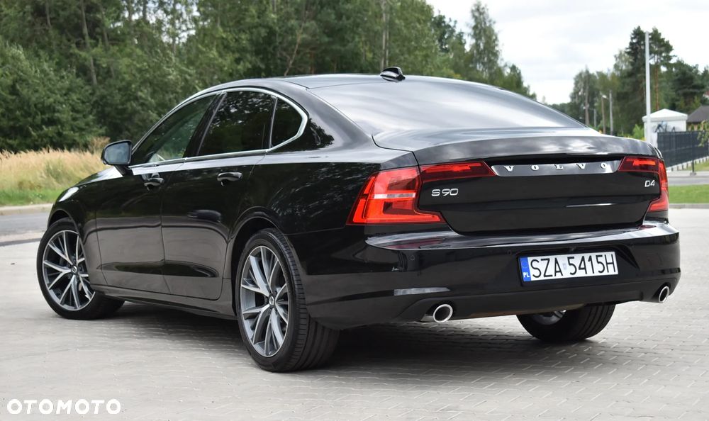 Volvo S90 D4 Geartronic Momentum Pro - 12