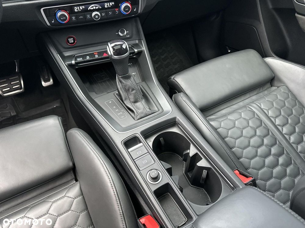 Audi RS Q3 Sportback - 25