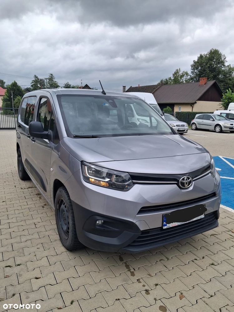 Toyota Proace City D-4D Long 2,4t Active (bryg.) - 2