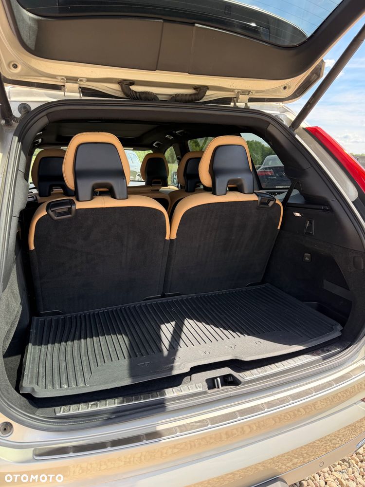 Volvo XC 90 T6 AWD Geartronic Momentum - 10
