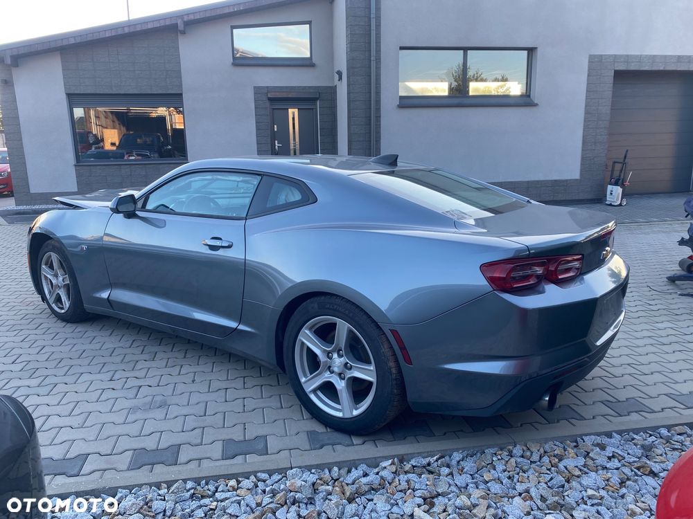 Chevrolet Camaro Coupe 2.0 - 6