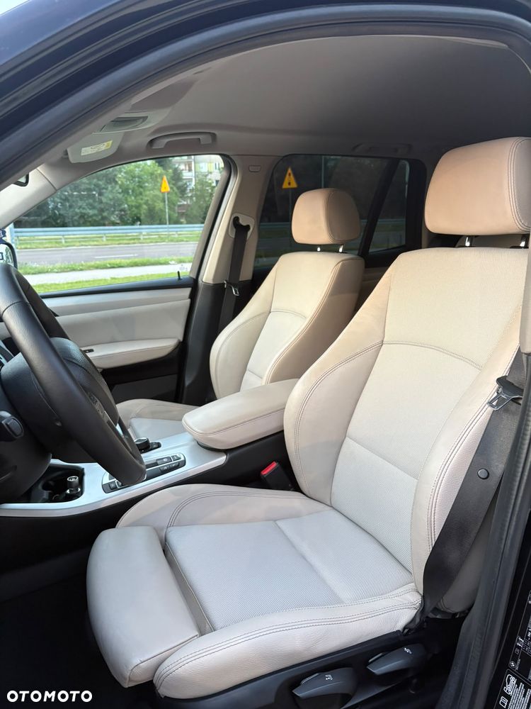 BMW X3 xDrive20d - 17