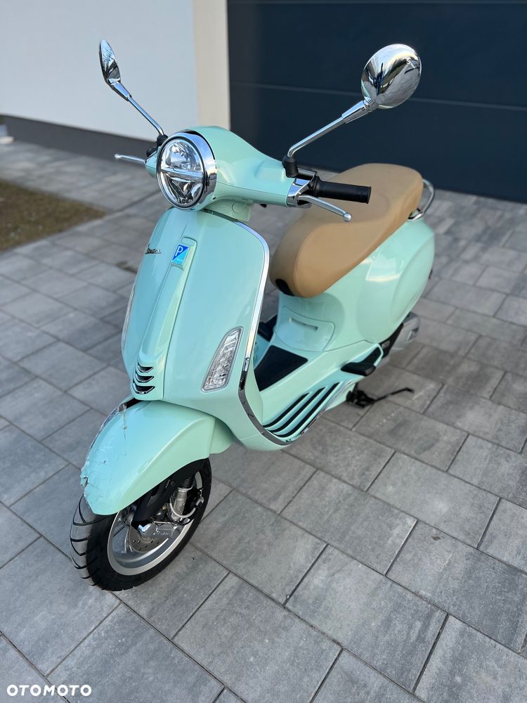 Vespa Primavera - 2