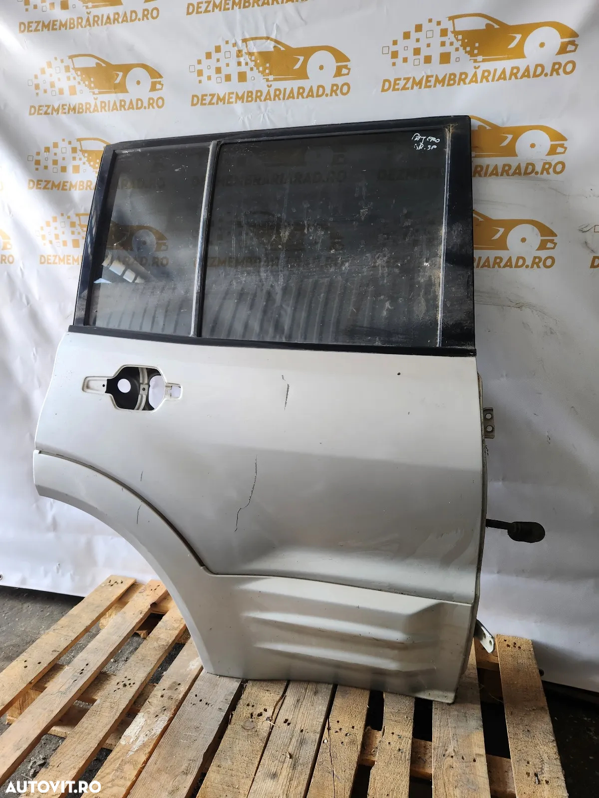 Usa Portiera Dreapta Spate Mitsubishi Pajero MK3 An 2002-2003-2004-2005-2006-2007 - Dezmembrari Ara - 5