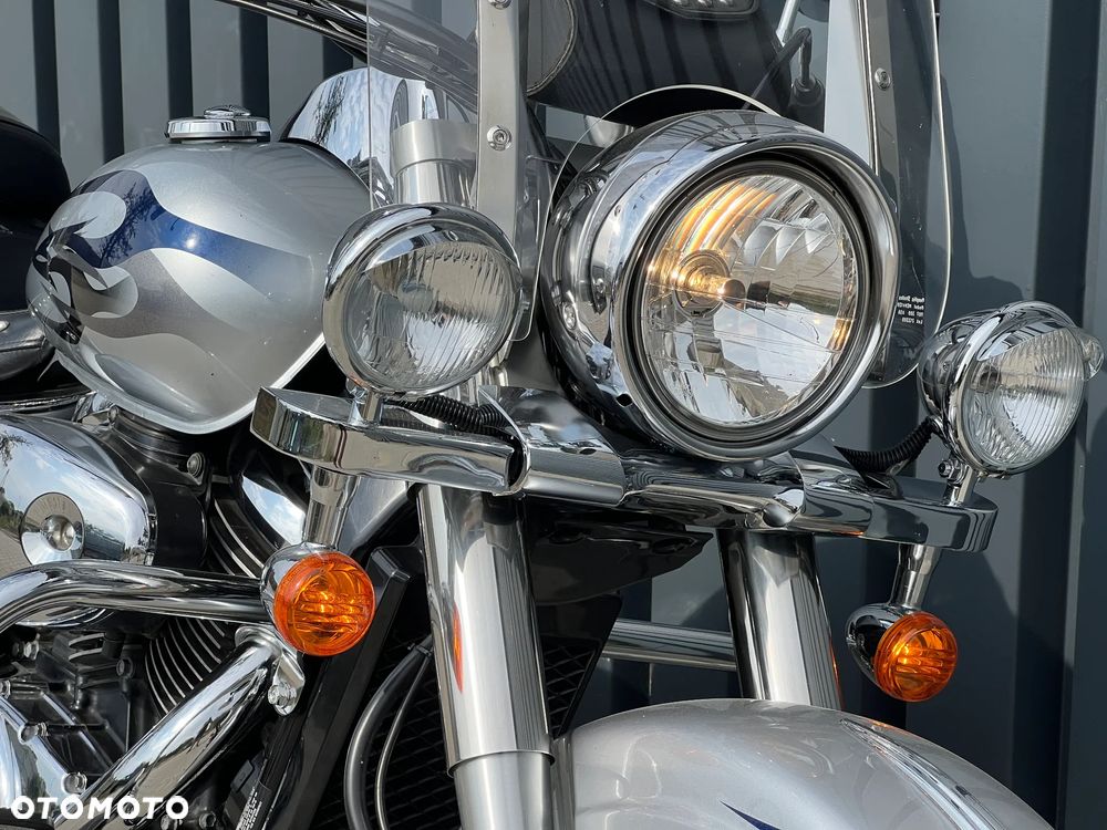 Suzuki VL 800 Volusia - Boulevard C50 - 20