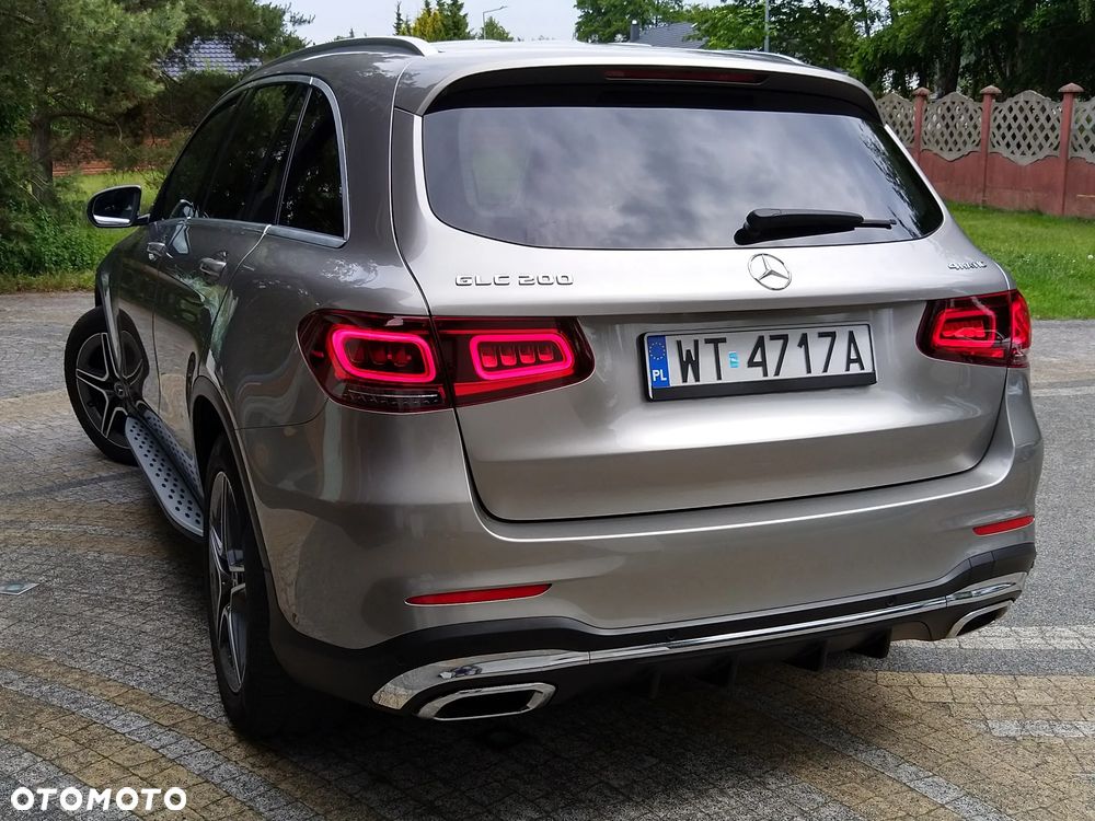 Mercedes-Benz GLC 200 4Matic 9G-TRONIC AMG Line - 20