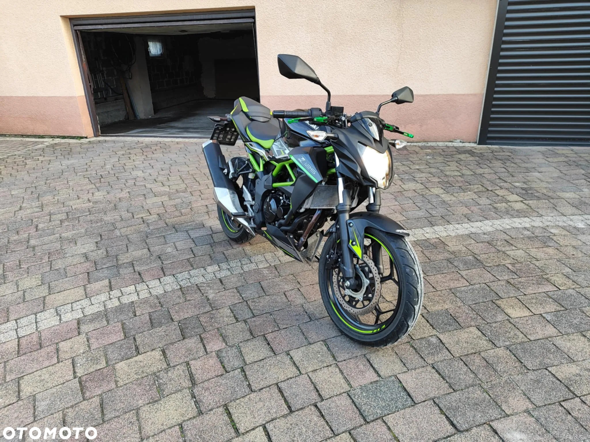 Kawasaki Z - 9