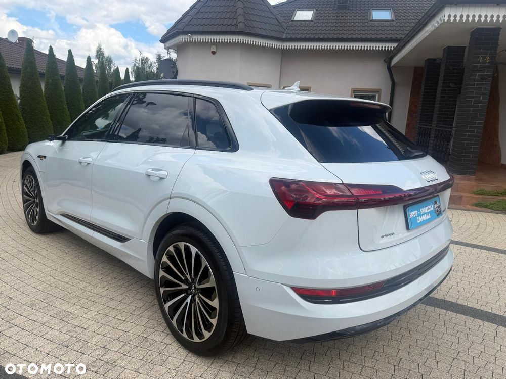 Audi e-tron 55 Quattro - 34