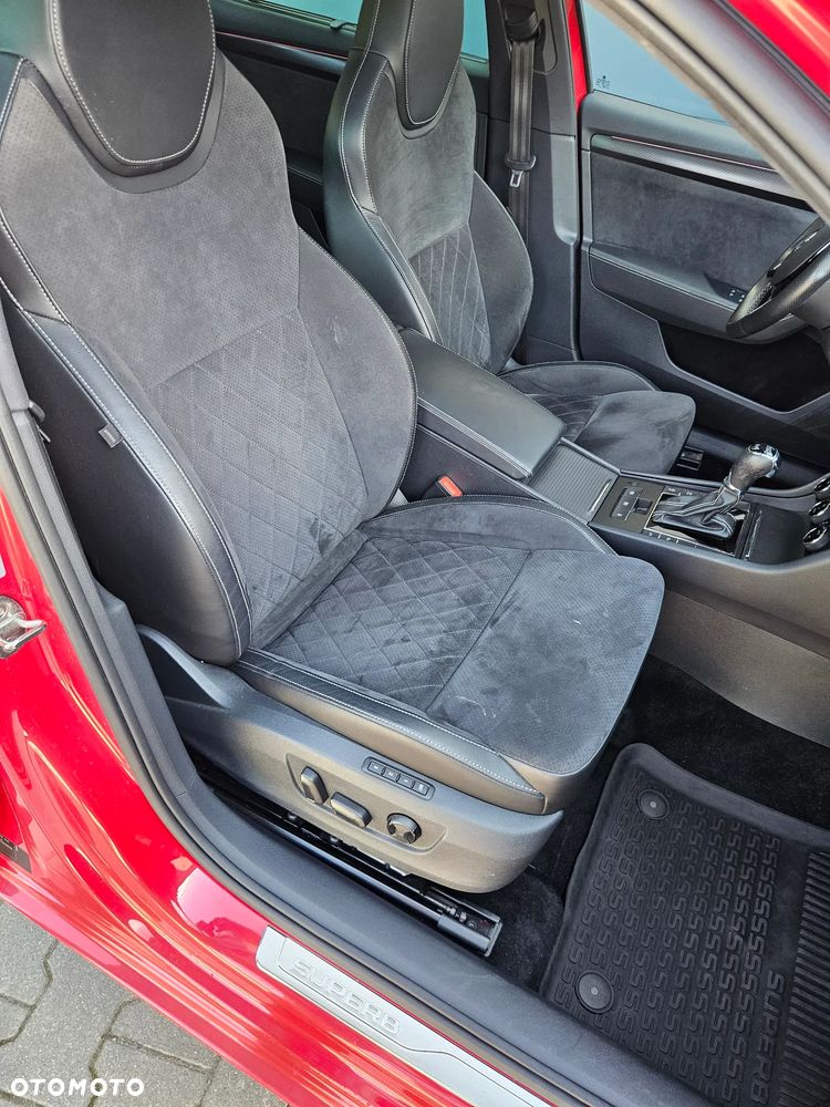 Skoda Superb 2.0 TSI 4x4 Sportline DSG - 12