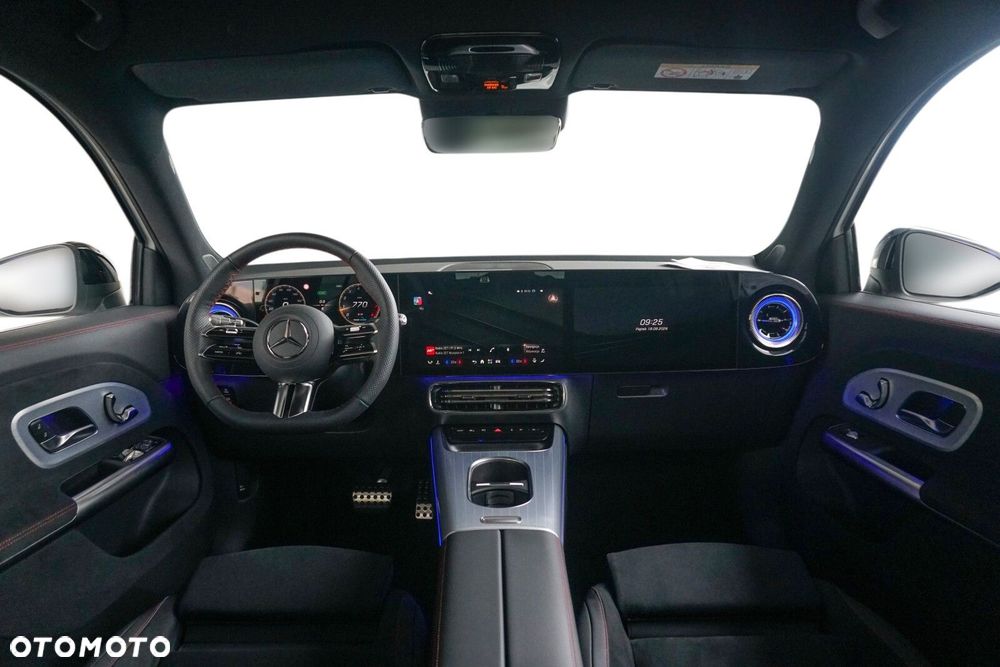 Mercedes-Benz GLB - 8