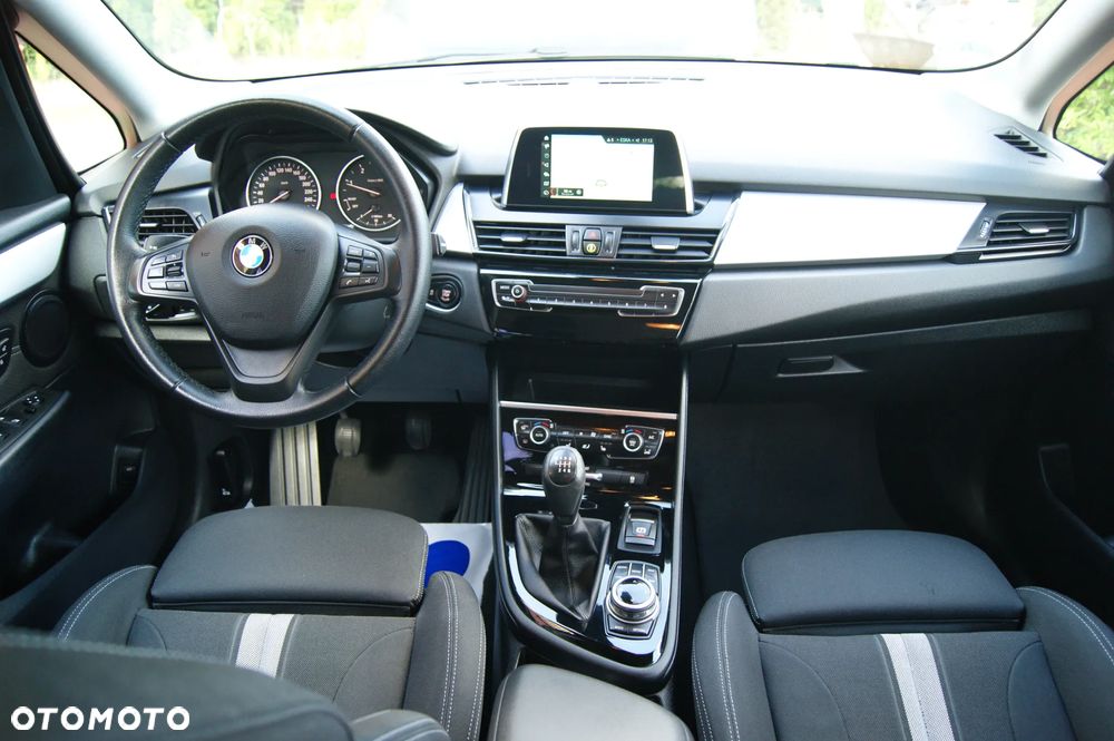 BMW Seria 2 218d GT Sport Line - 33