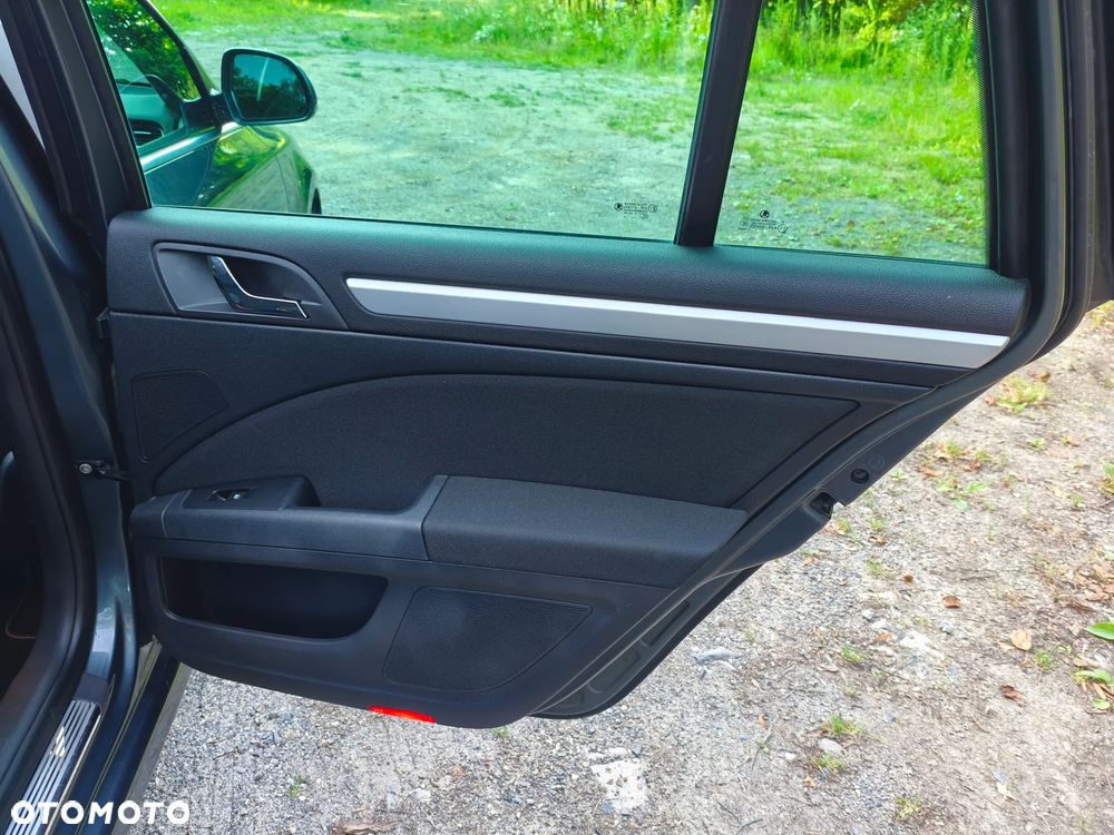 Skoda Superb 2.0 TDI DSG Elegance - 13