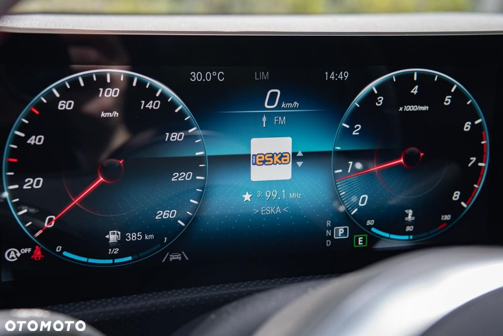 Mercedes-Benz Klasa A 200 AMG Line 7G-DCT - 35