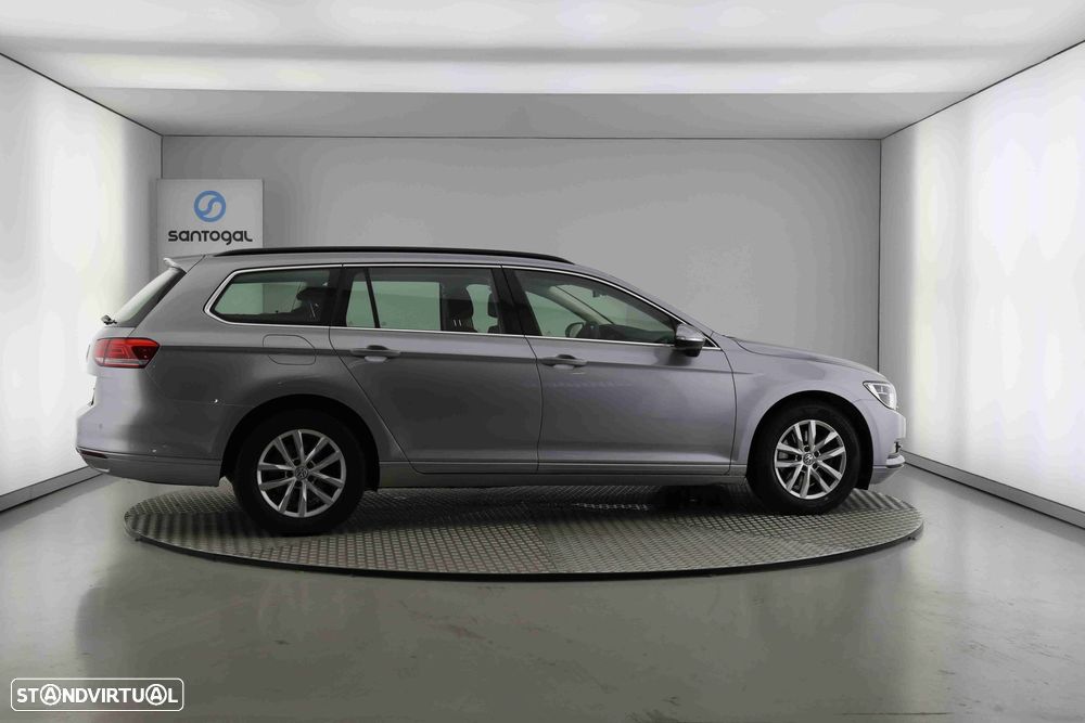VW Passat Variant 1.6 TDI Confortline - 13