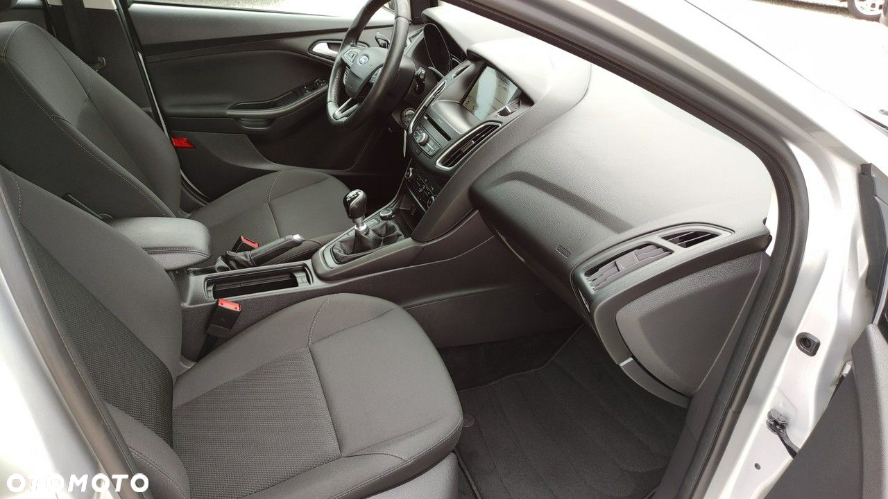 Ford Focus - 6