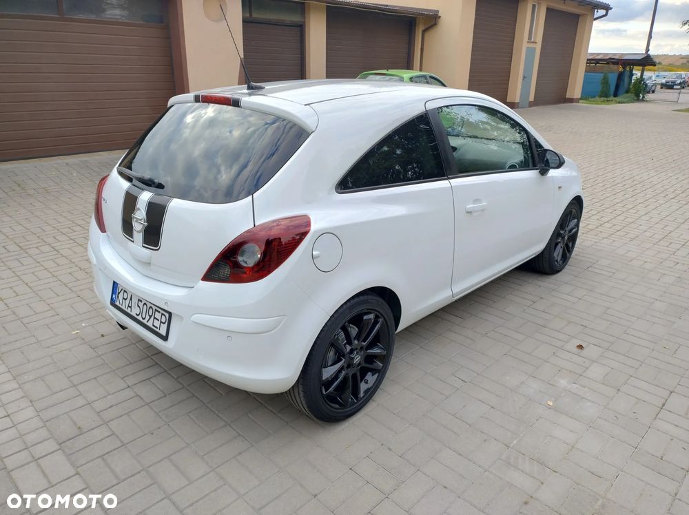 Opel Corsa 1.4 16V Color Stripes - 40