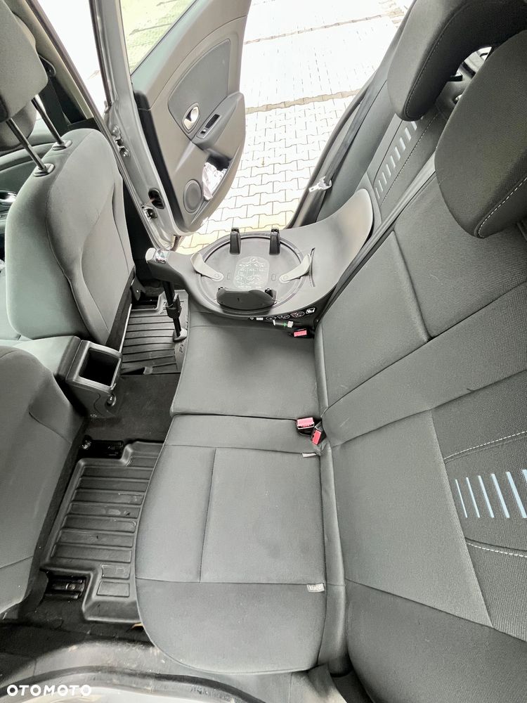 Renault Megane 1.6 16V 110 Authentique - 15