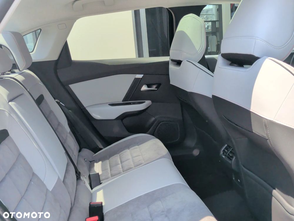 Citroën C4X 1.2 mHEV Max eDCT6 - 25