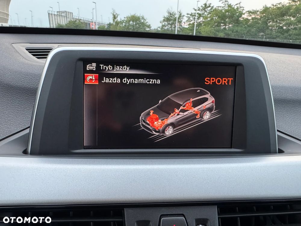 BMW X1 xDrive20d - 31