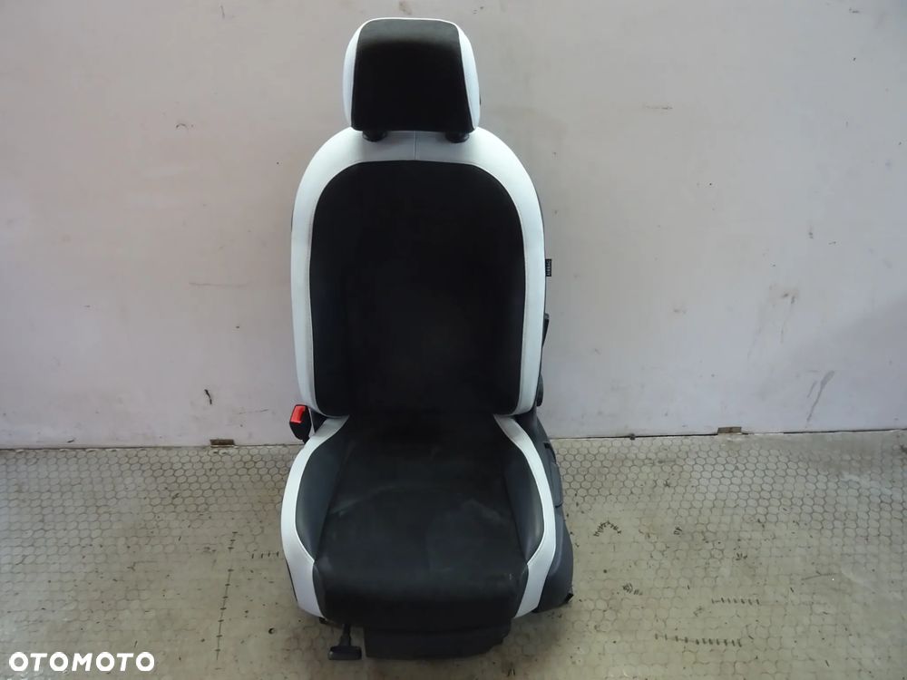 Fotele kanapa Alkantara  HB skora Seat Leon Cupra 5F III czesci - 4
