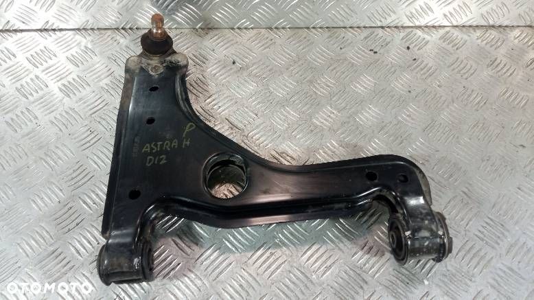 WAHACZ PRAWY PRZEDNI OPEL ASTRA H