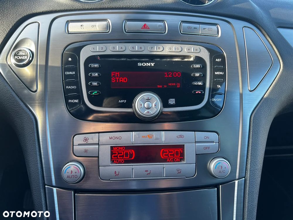Ford Mondeo SW 2.0 TDCi Titanium X - 16