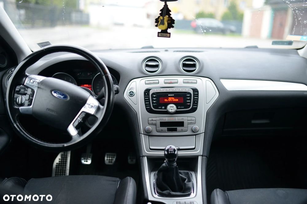 Ford Mondeo 2.0 Trend - 4
