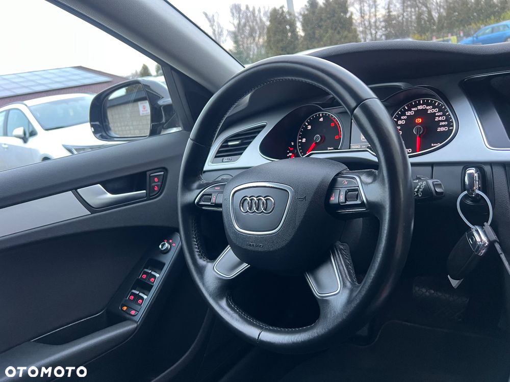 Audi A4 Avant 2.0 TDI DPF clean diesel multitronic Ambition - 18