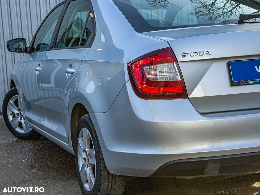 Skoda RAPID 1.0 TSI Active - 27