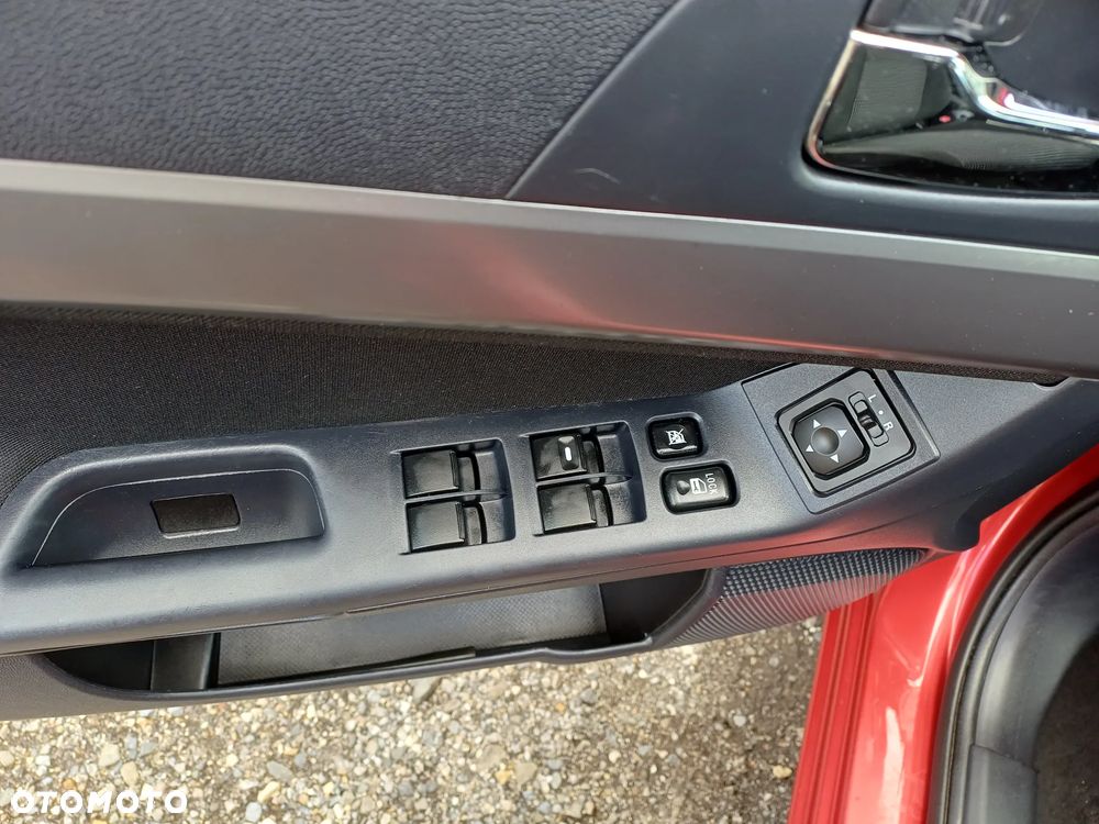 Mitsubishi Lancer 1.6 ClearTec Invite - 16