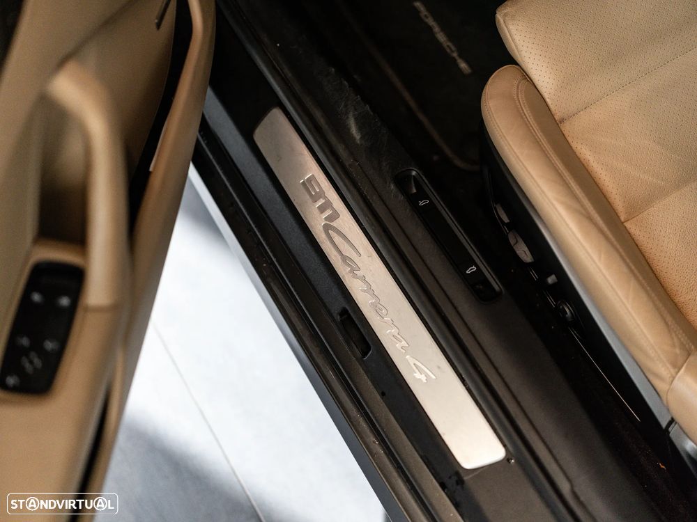 Porsche 911 (992) Carrera 4 PDK - 50