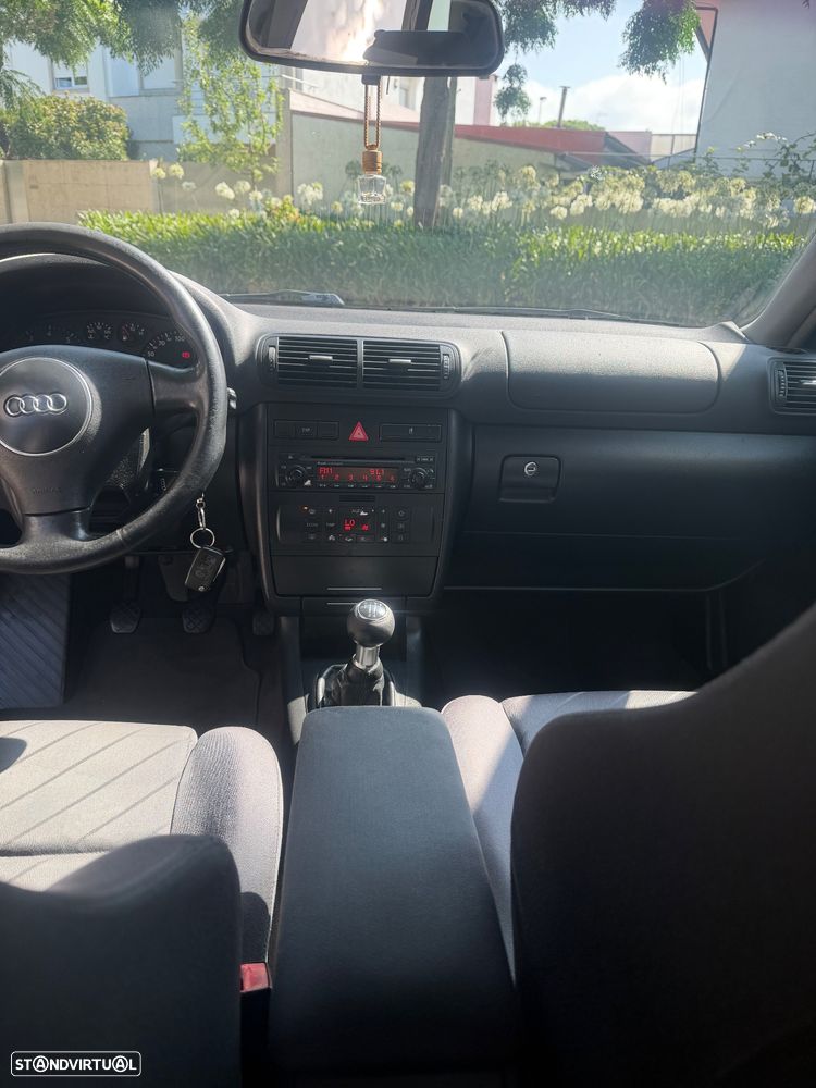 Audi A3 1.6 Ambition - 11