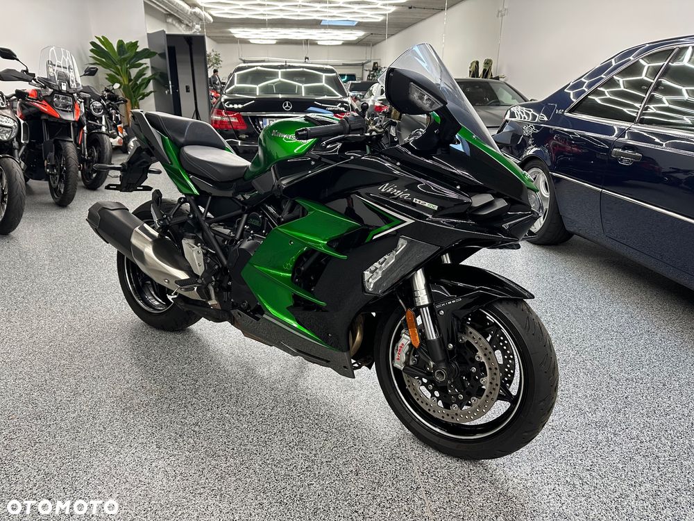 Kawasaki Ninja H2 SX - 22