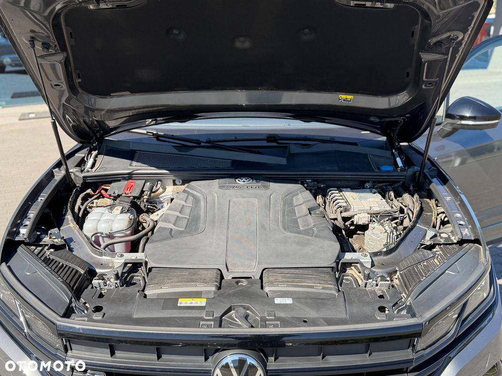 Volkswagen Touareg 3.0 V6 TDI 4Motion R-Line - 14