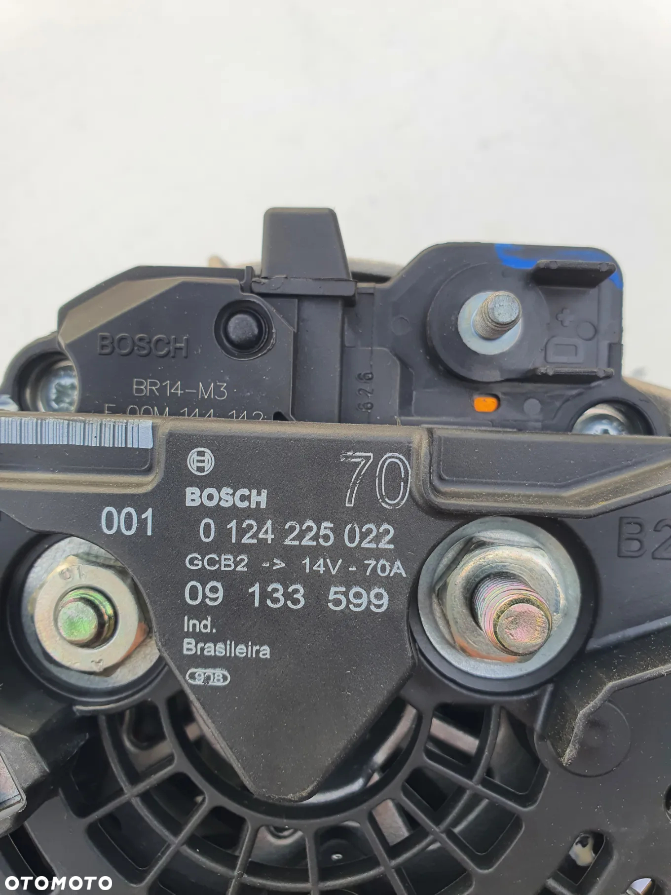 Alternator 28 V, 80 A, Hella 8EL012584141, MAN, DAF, Mercedes, Renault - 6