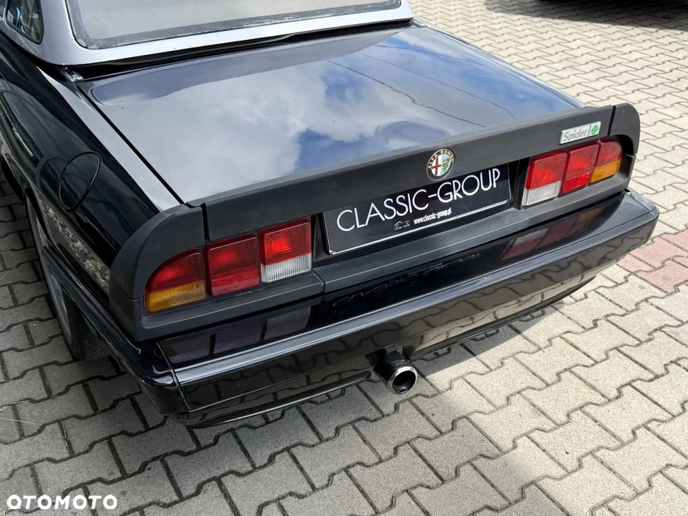 Alfa Romeo Spider 2.0 - 12
