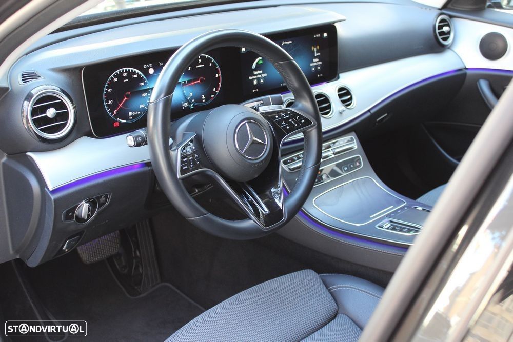 Mercedes-Benz E 220 d Avantgarde - 13
